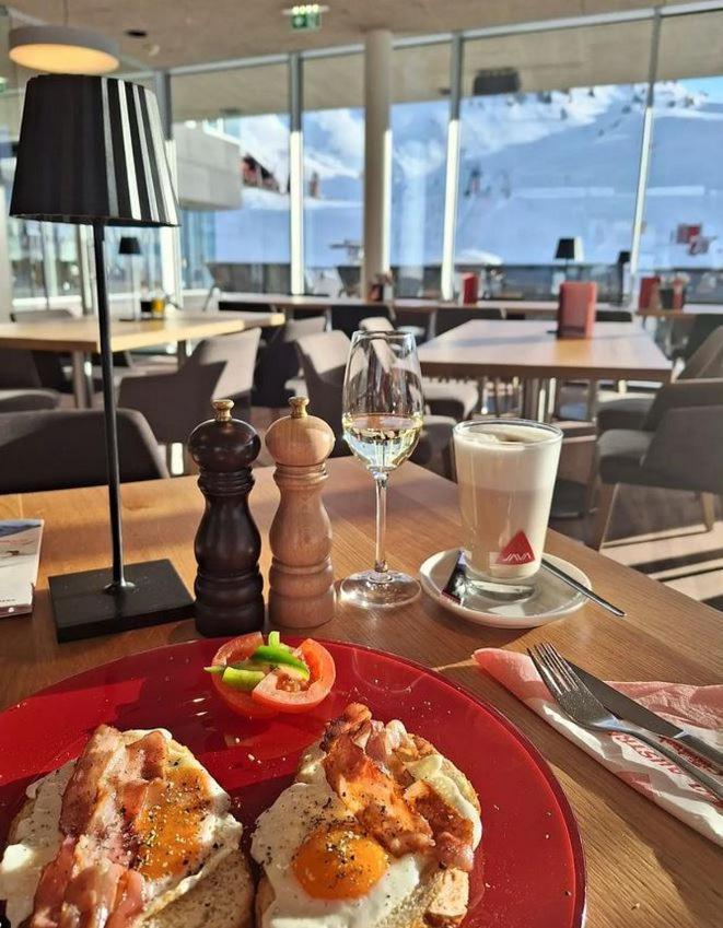 Hotel Ski Austria St.Christoph A.A. 圣克里斯托弗阿尔贝格 外观 照片